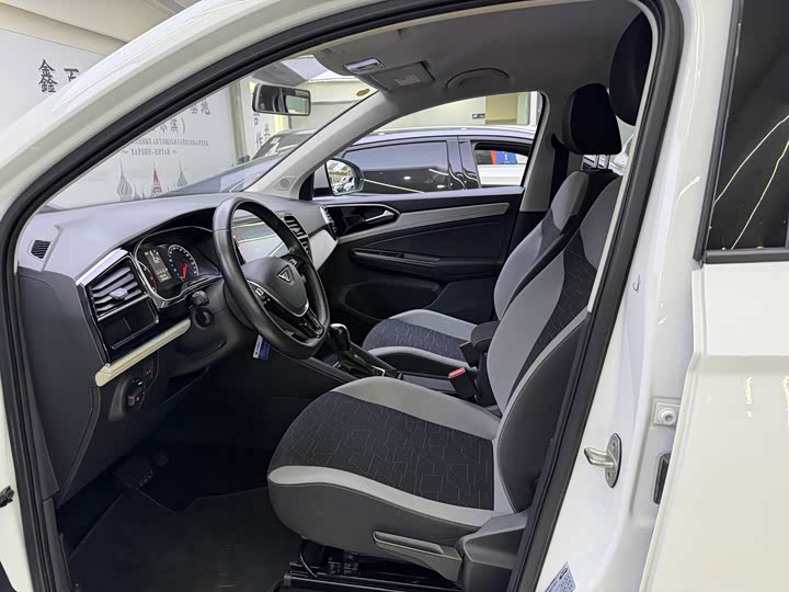 Фото 4 - Jetta VS5