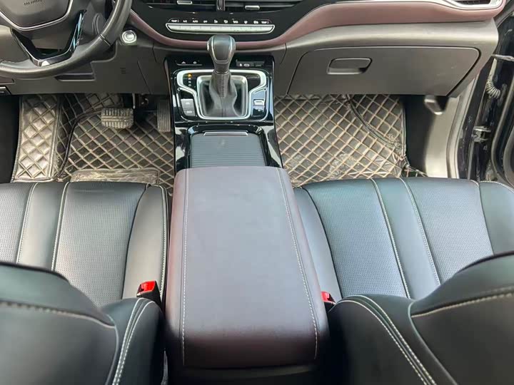 Фото 7 - GAC Trumpchi M6