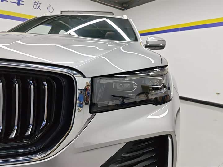 Фото 5 - Geely Monjaro