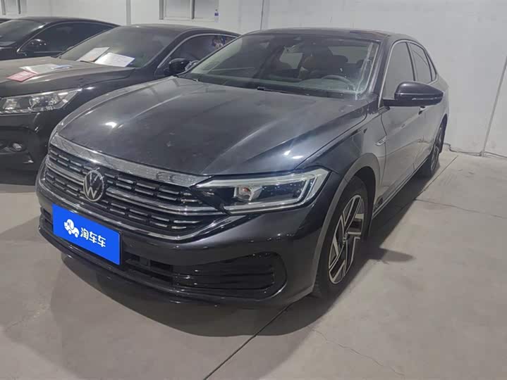 Фото 1 - Volkswagen Sagitar L