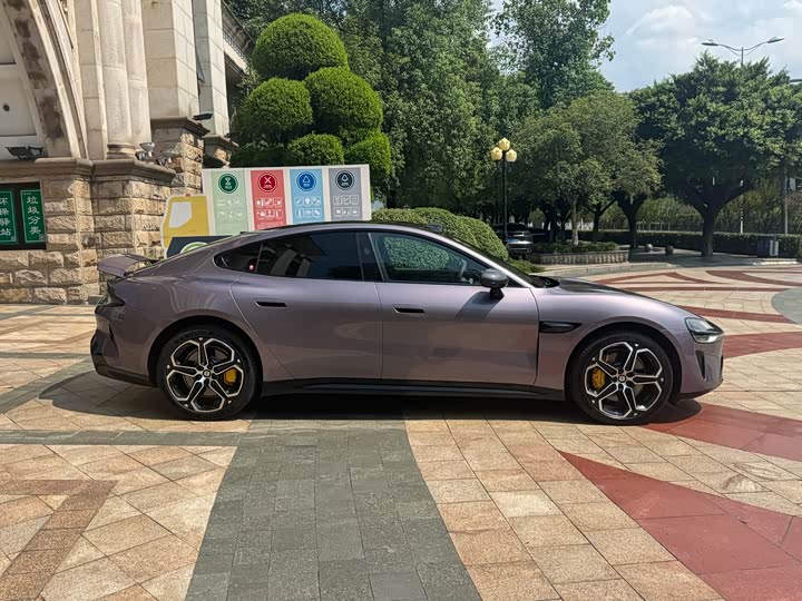 Фото 4 - Xiaomi SU7