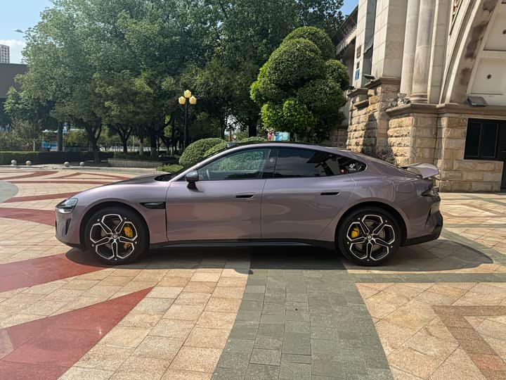 Фото 5 - Xiaomi SU7