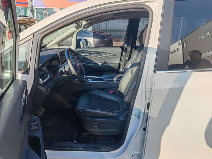 Фото 4 - Maxus G50