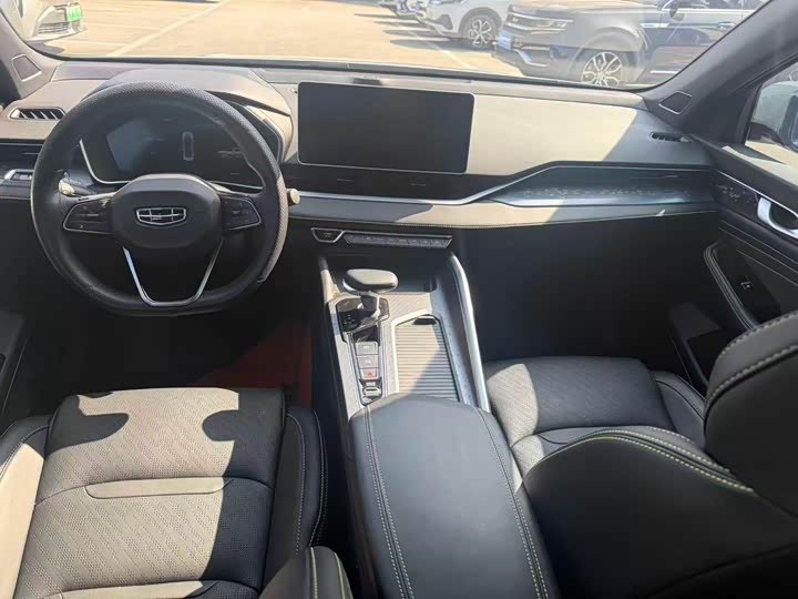 Фото 5 - Geely Preface