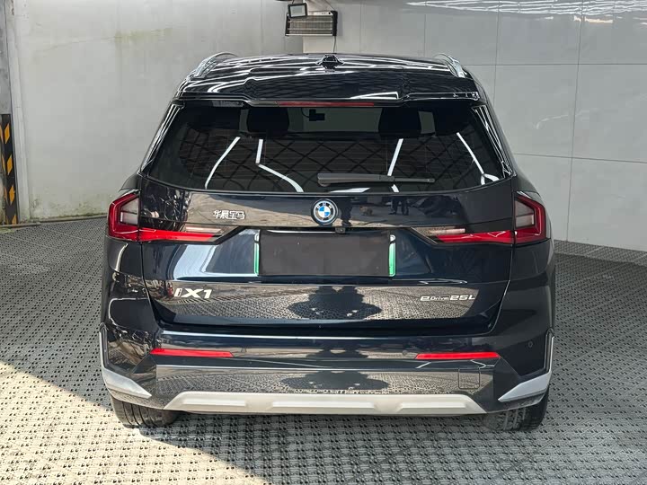 Фото 7 - BMW iX1