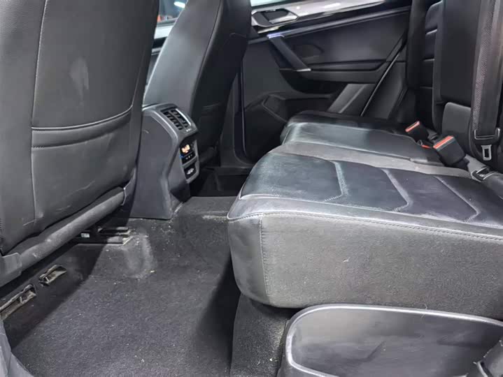 Фото 7 - Volkswagen Tayron