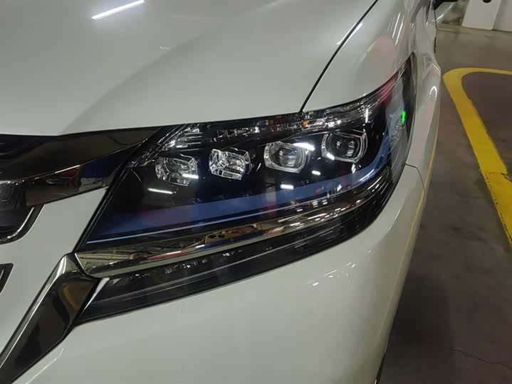 Фото 5 - Honda Elysion