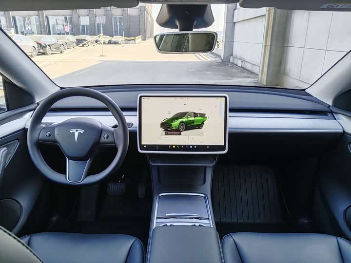 Фото 8 - Tesla Model Y