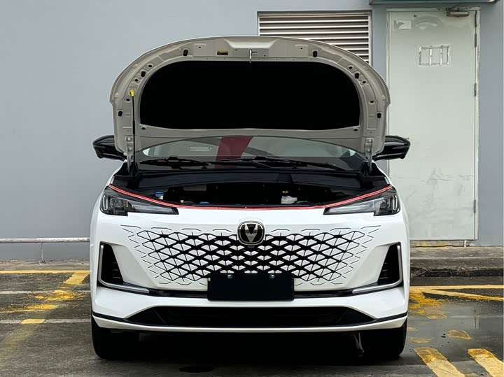 Фото 9 - Changan CS55 Plus