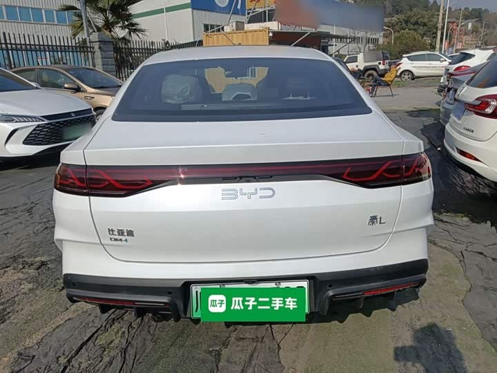 Фото 6 - BYD Qin L