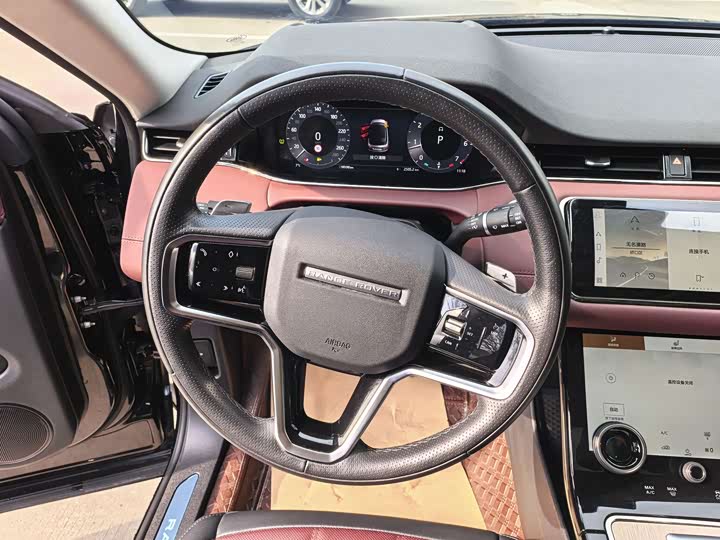 Фото 8 - Land Rover Range Rover Evoque L