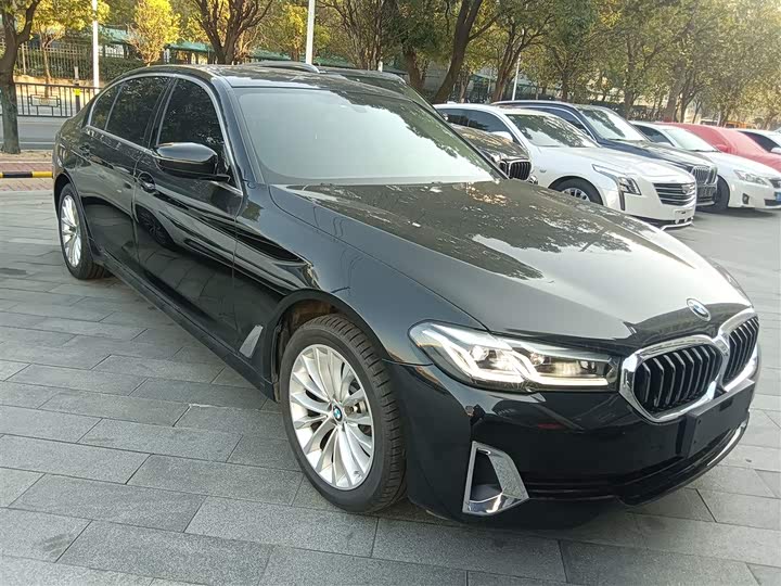 Фото 4 - BMW 5 Series