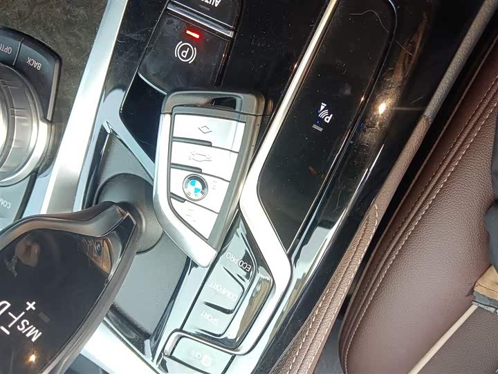 Фото 9 - BMW 5 Series