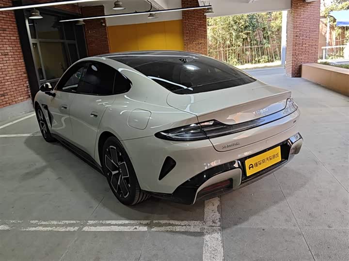 Фото 7 - Xiaomi SU7