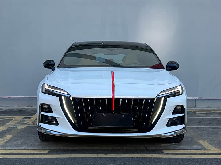 Фото 2 - Hongqi H6