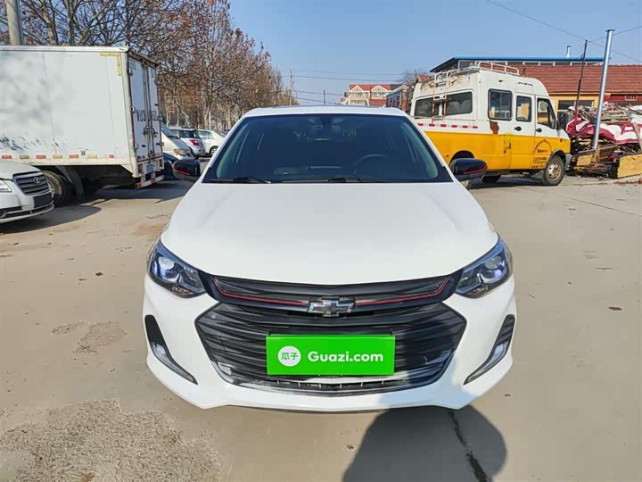 Фото 3 - Chevrolet Onix (Cavalier)