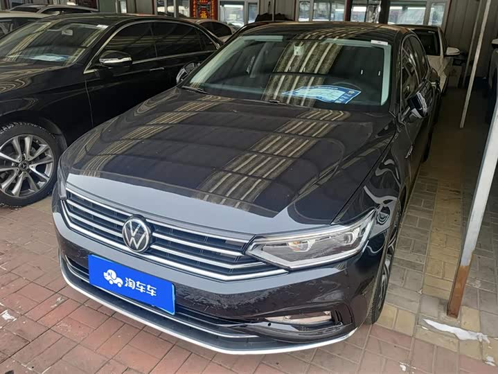 Фото 1 - Volkswagen Magotan