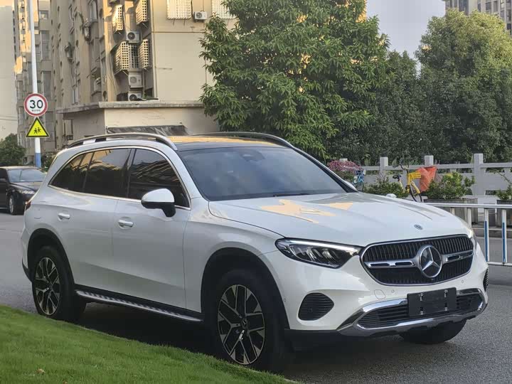 Фото 3 - Mercedes-Benz GLC-Class