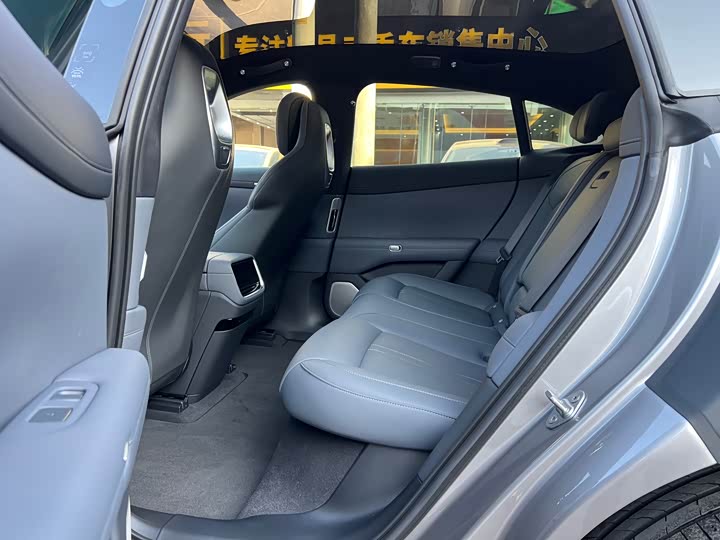 Фото 8 - Xiaomi YU7