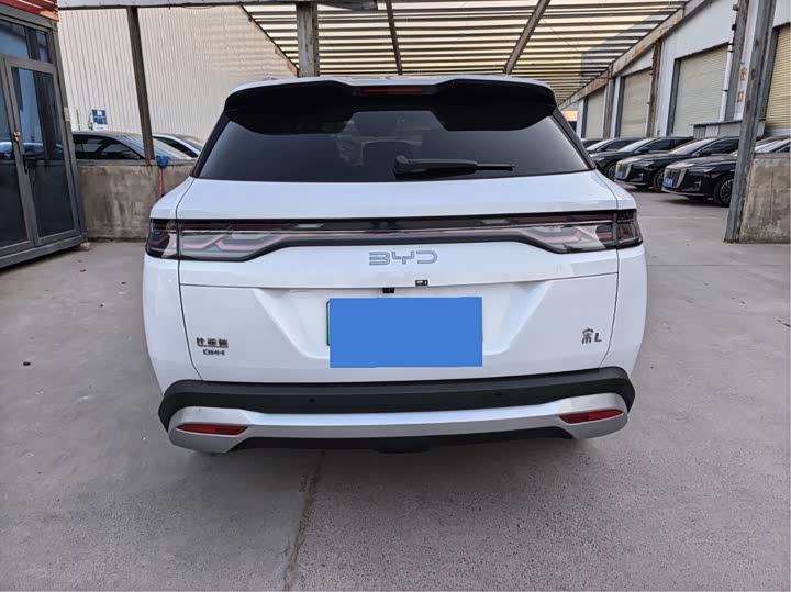 Фото 9 - BYD Song L DM-i Hybrid