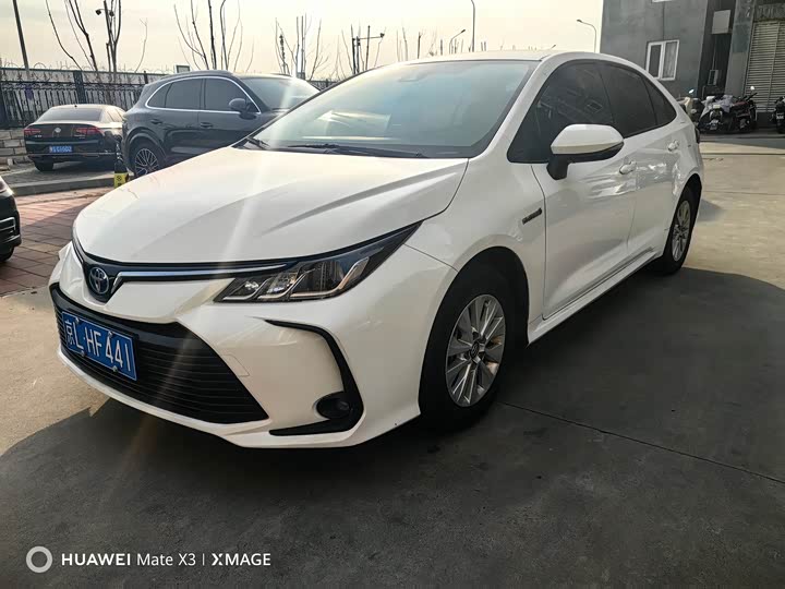 Фото 1 - Toyota Corolla