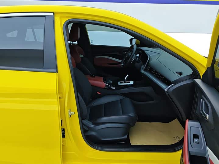 Фото 8 - MG Motor 5