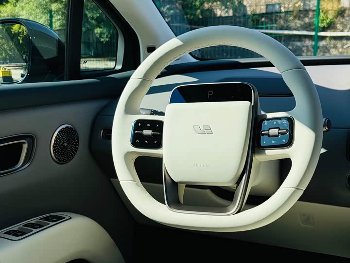 Фото 6 - LiXiang i8