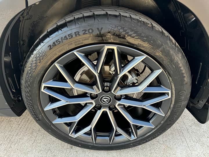 Фото 9 - Changan UNI-T