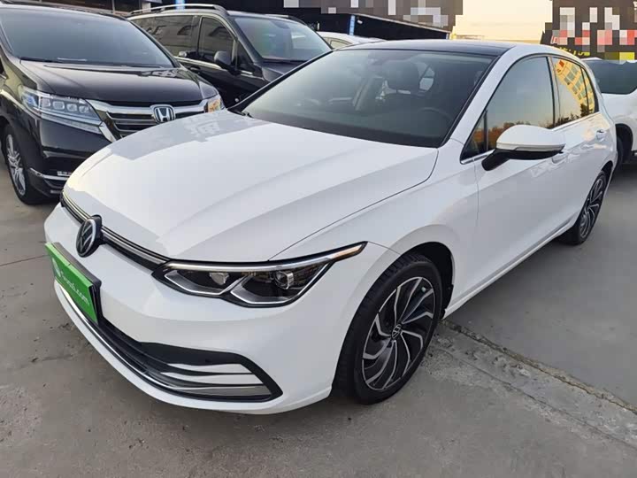 Фото 2 - Volkswagen Golf