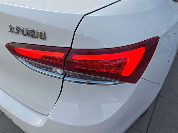 Фото 8 - Buick Excelle GT