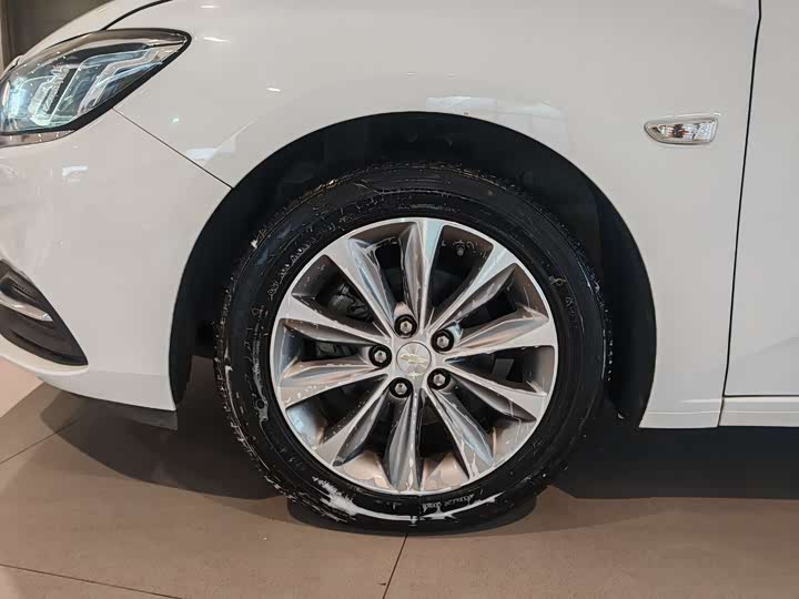 Фото 4 - Chevrolet Monza