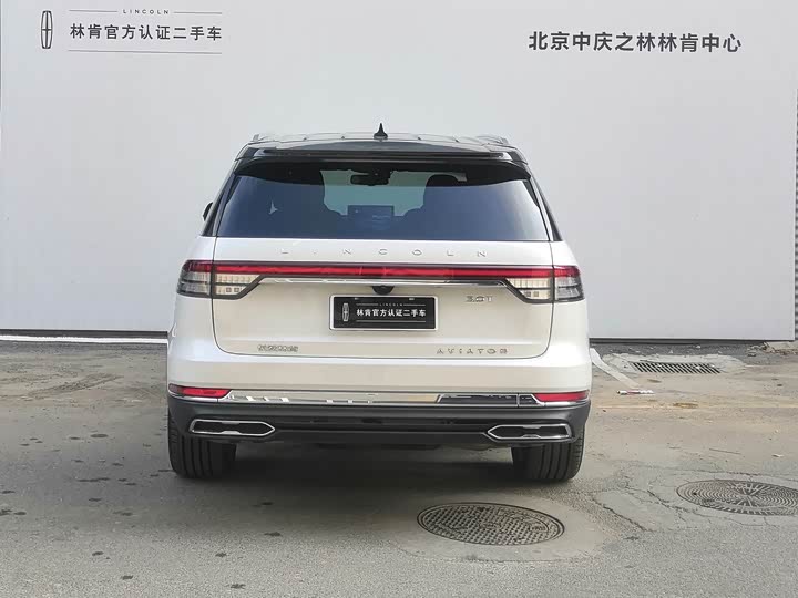 Фото 5 - Lincoln Aviator