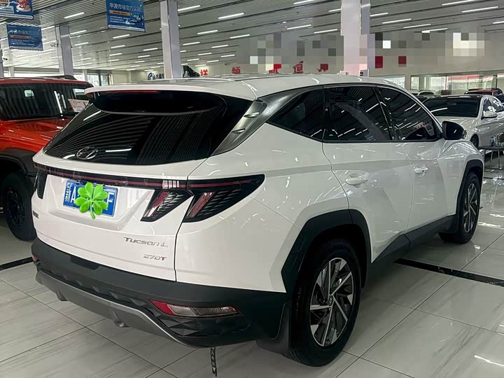 Фото 4 - Hyundai Tucson L