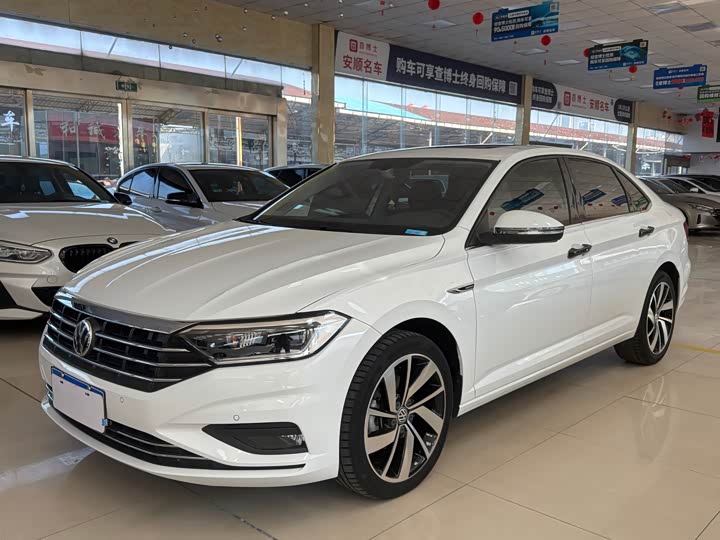 Фото 1 - Volkswagen Sagitar L