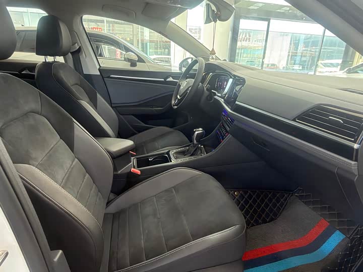 Фото 9 - Volkswagen Sagitar L