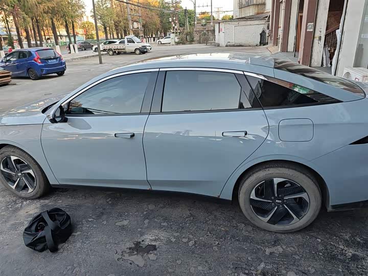 Фото 5 - Geely Galaxy L6