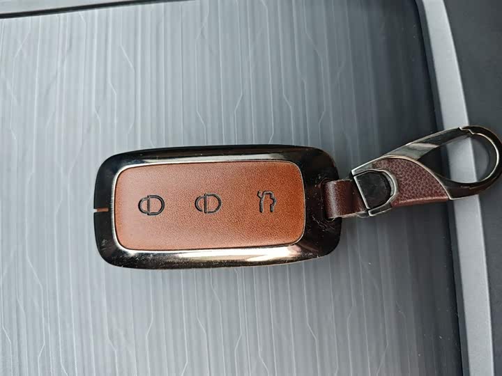 Фото 9 - Geely Galaxy L6