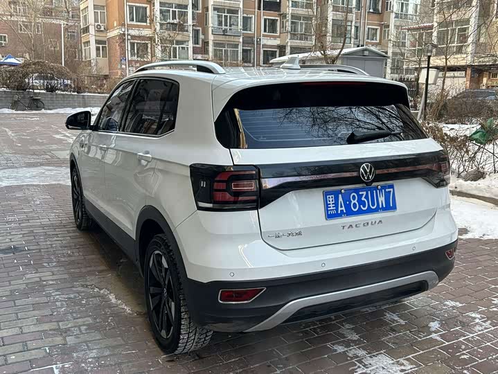 Фото 6 - Volkswagen Tacqua