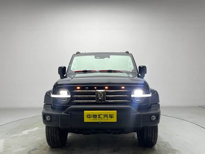 Фото 2 - Tank 300