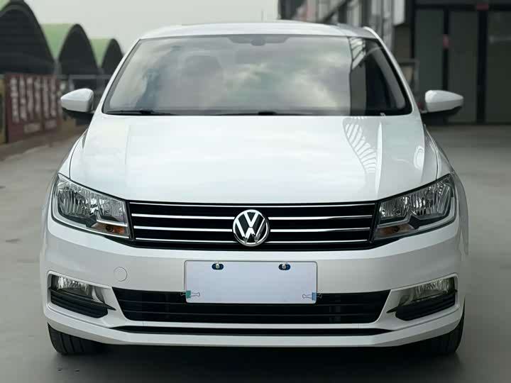 Фото 2 - Volkswagen Santana