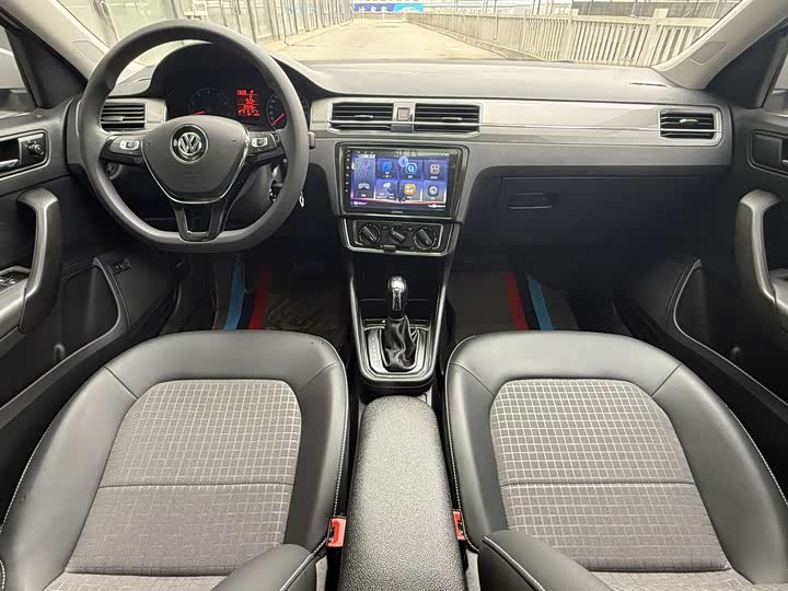 Фото 8 - Volkswagen Santana