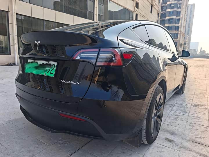 Фото 7 - Tesla Model Y