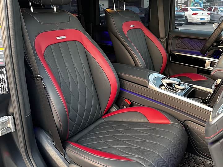 Фото 7 - Mercedes-Benz G-Class AMG