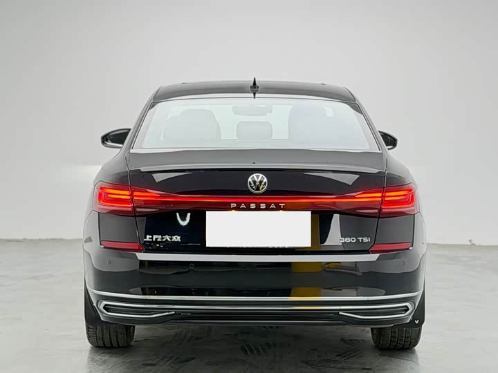 Фото 4 - Volkswagen Passat