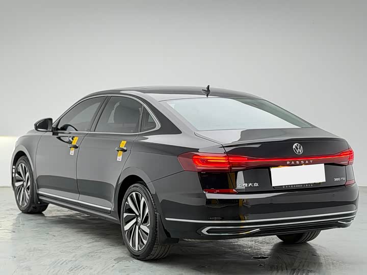 Фото 6 - Volkswagen Passat