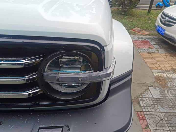 Фото 5 - Tank 300