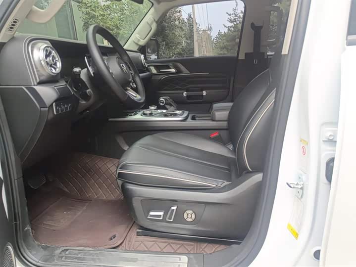 Фото 9 - Tank 300