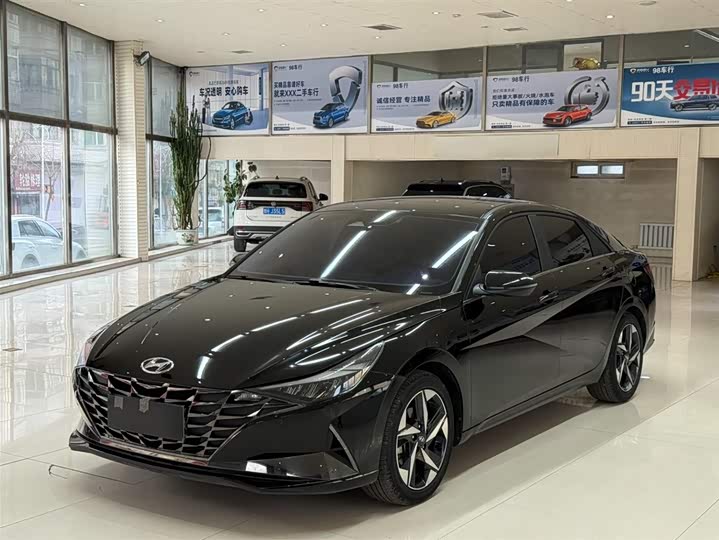 Фото 1 - Hyundai Elantra N line