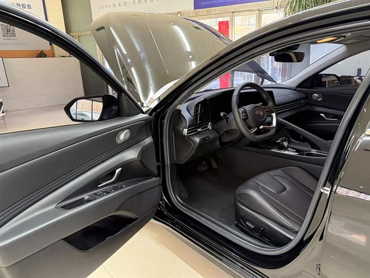 Фото 8 - Hyundai Elantra N line