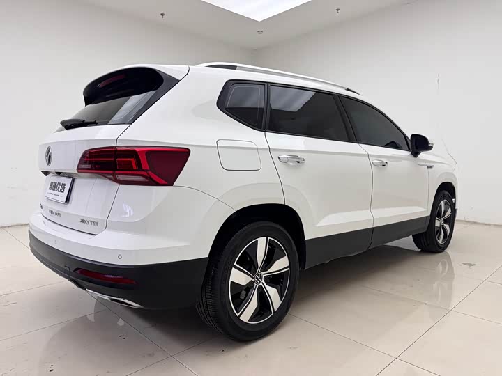 Фото 6 - Volkswagen Tharu